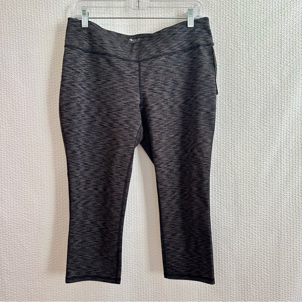 Ideology Women’s Black Gray Crop Leggings Size: Large NWT